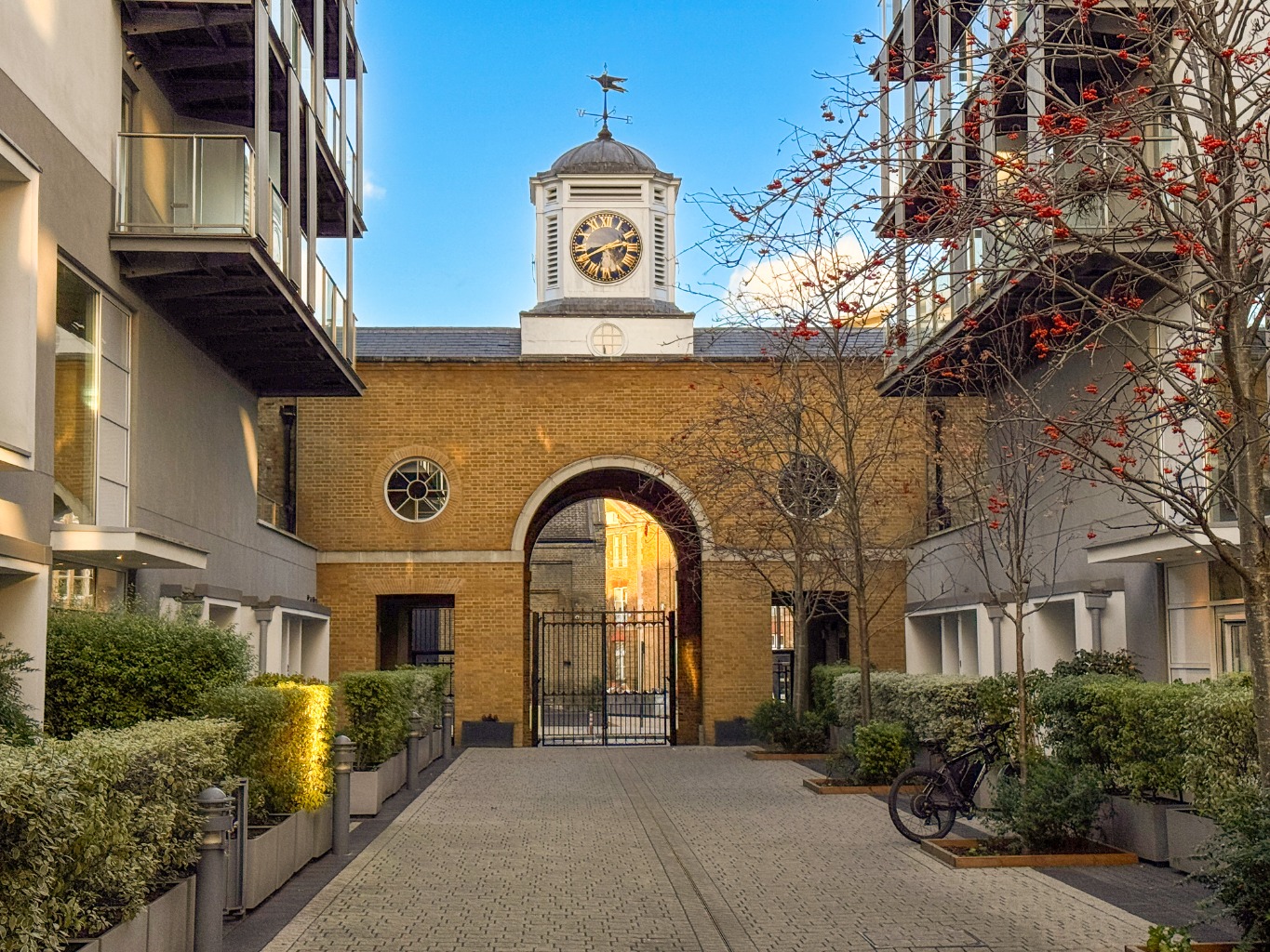 Beaumont Gibbs are delighted to be offering this one bedroom flat in Royal Arsenal, Woolwich