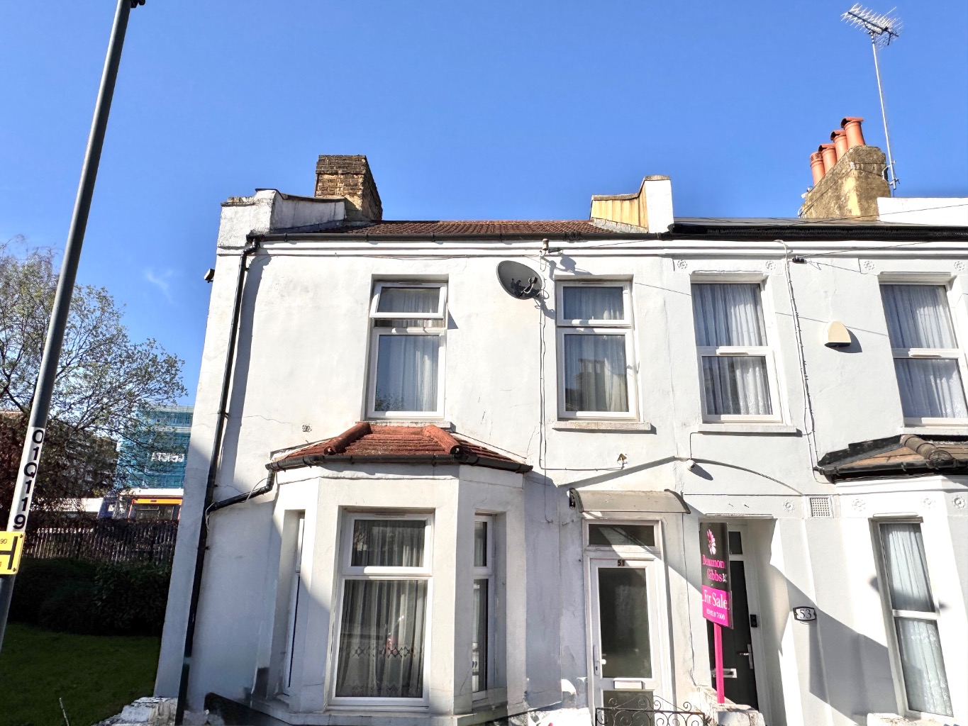 Chain Free 3 Bed End Terrace House, Plumstead  (Modernisation Opportunity)