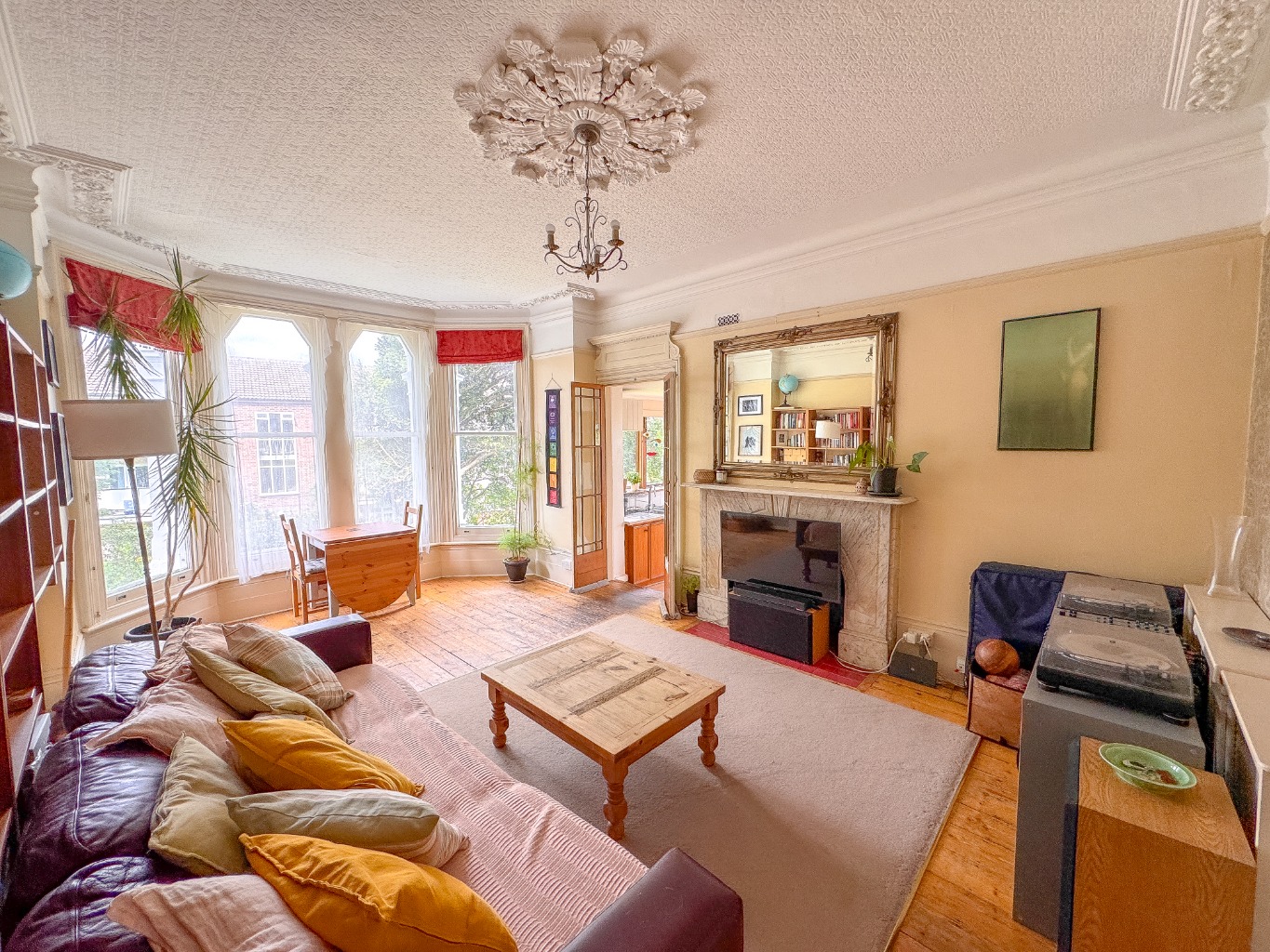Wonderfully characterful and extremely spacious one bedroom Victorian conversion flat for sale.