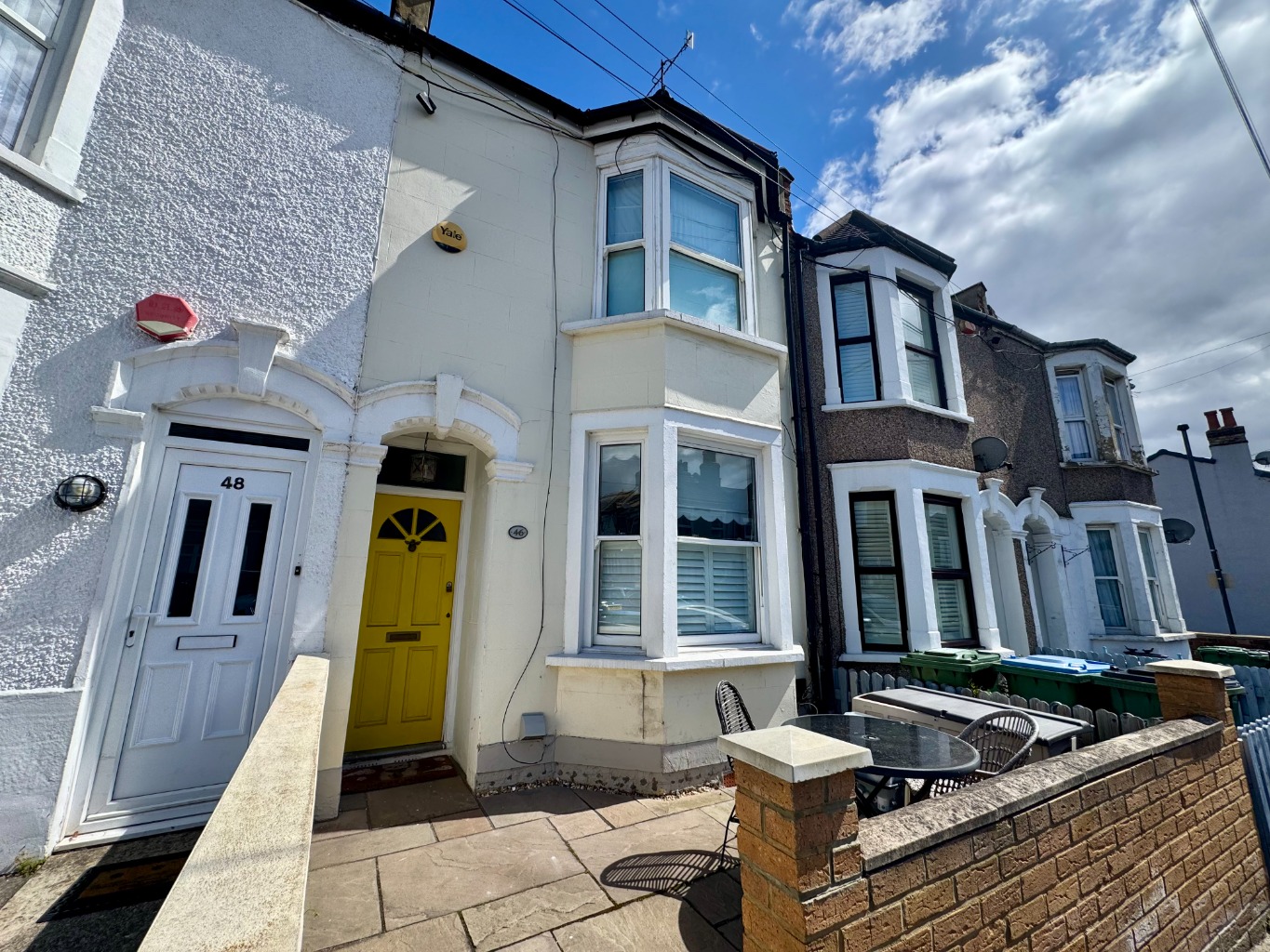 Charming Two Bed Victorian Terrace in Plumstead Common,