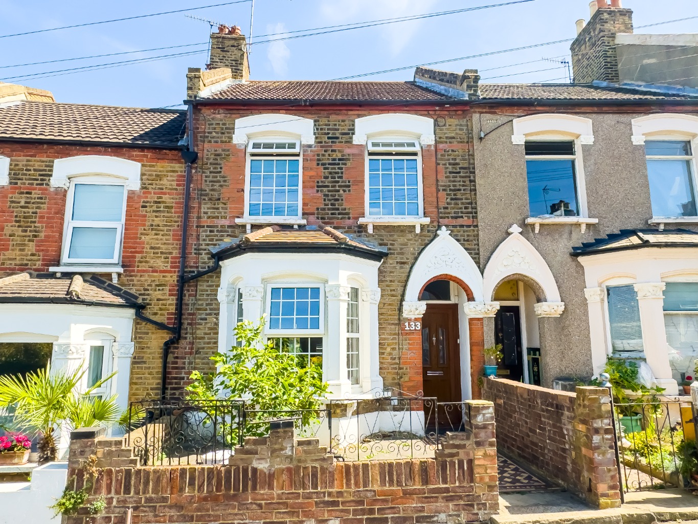 Charming  Four Bedroomed Victorian Terrace in Plumstead, Close to Plumstead Common.