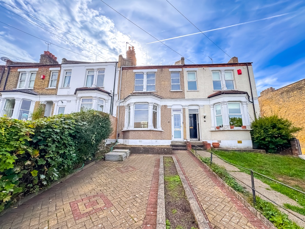 Extended three double bedroom Victorian terrace house. In need of some modernisation and chain free.