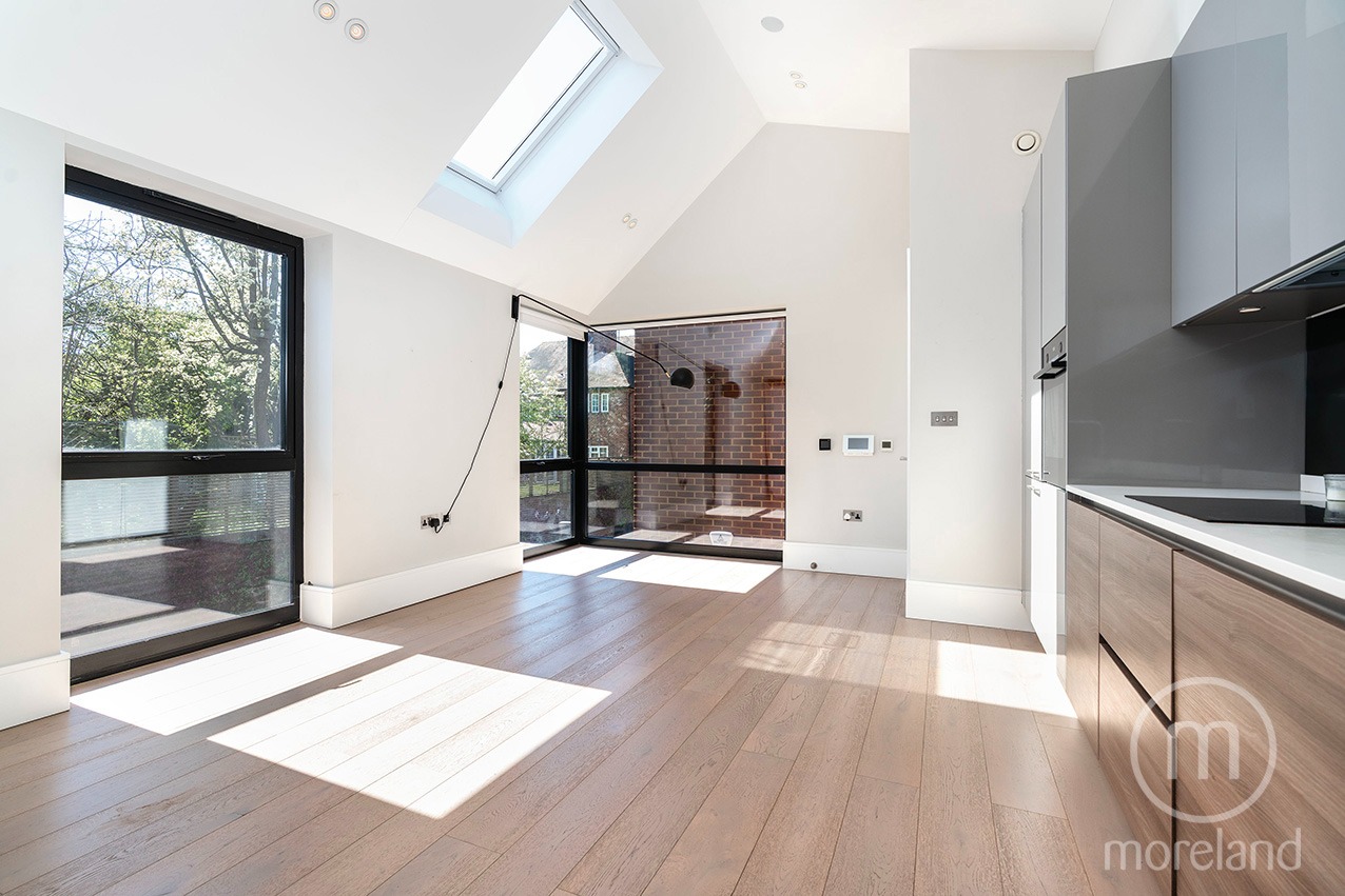 Exclusive listing - Bright 1-Bed Apartment Near Golders Green Tube