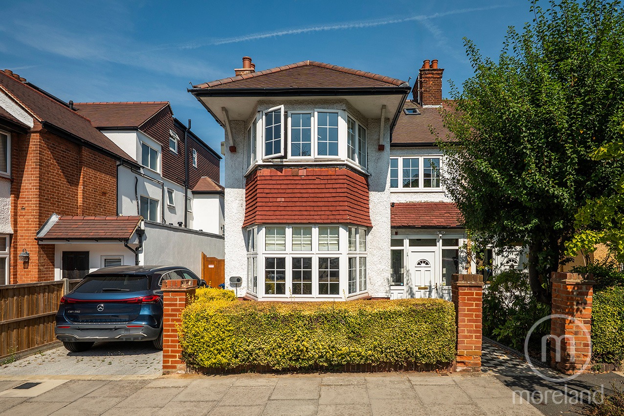 Refurbished Four/Five-Bedroom Semi-Detached House with Garden and  Driveway.