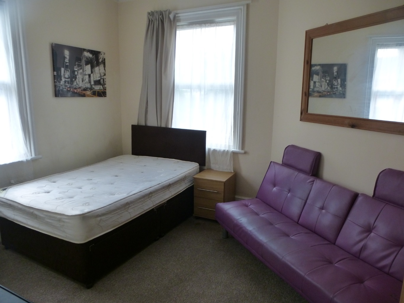 Fully equipped Studio includes Ensuite Shower room. ALL BILLS INCLUDED EXCEPT CTAX.