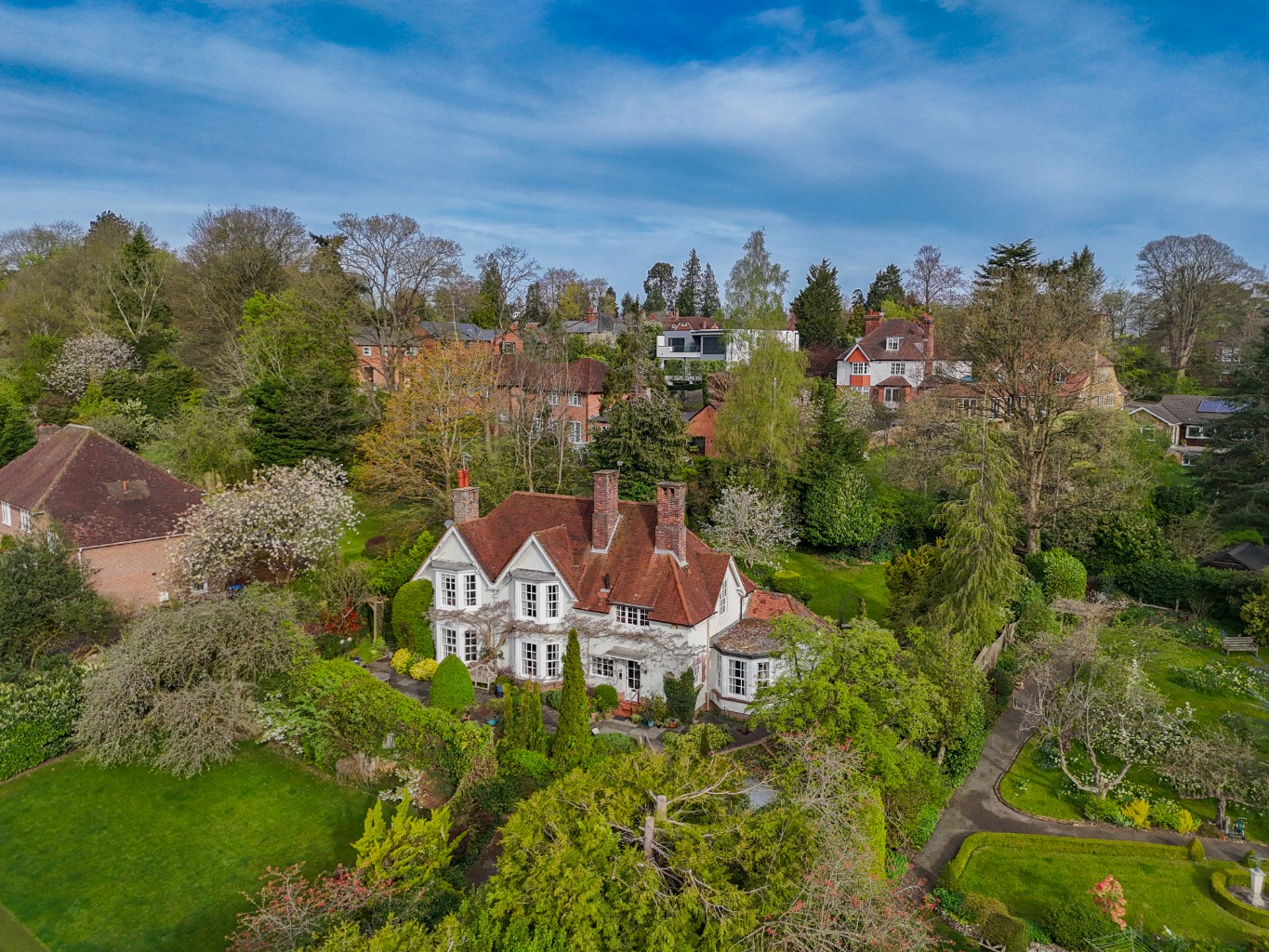 A Rare Opportunity: Characterful Five Bedroom Home on a Private Elevated Plot in central Berkhamsted