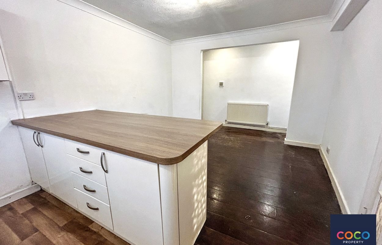 Modern Two Double Bedroom Ground Floor Flat, Old Swan, Weymouth Property image 9