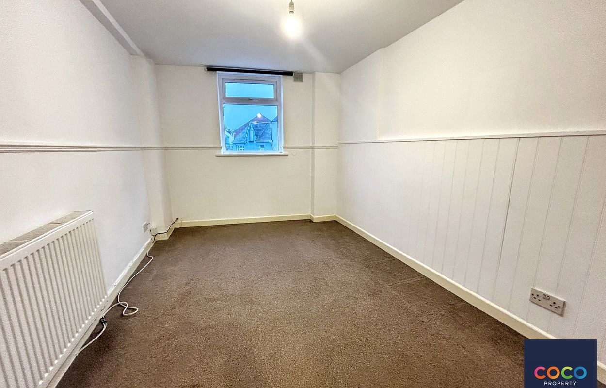 Modern Two Double Bedroom Ground Floor Flat, Old Swan, Weymouth Property image 3