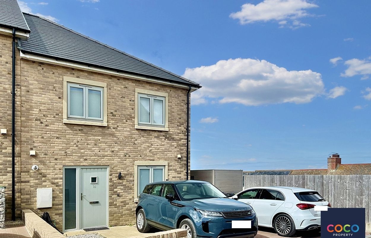 Stunning 3 Bed House to Let in Portland with Sea Views & Balcony Property image 1