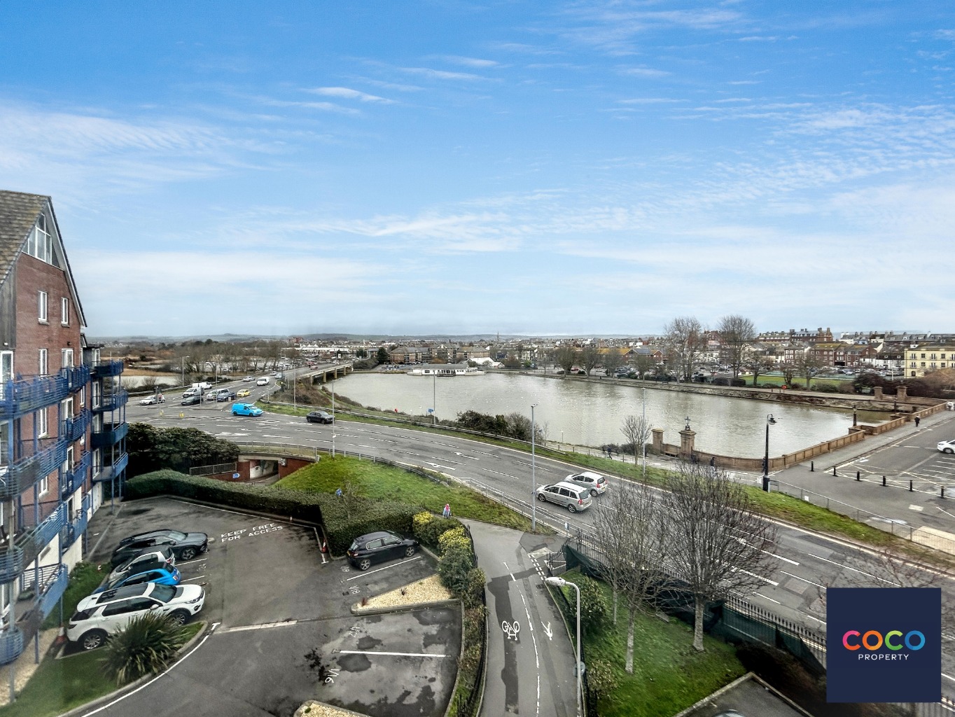 Stunning 2 Bed Apartment with Harbour Views & Beach Access in Dorset Property image 3