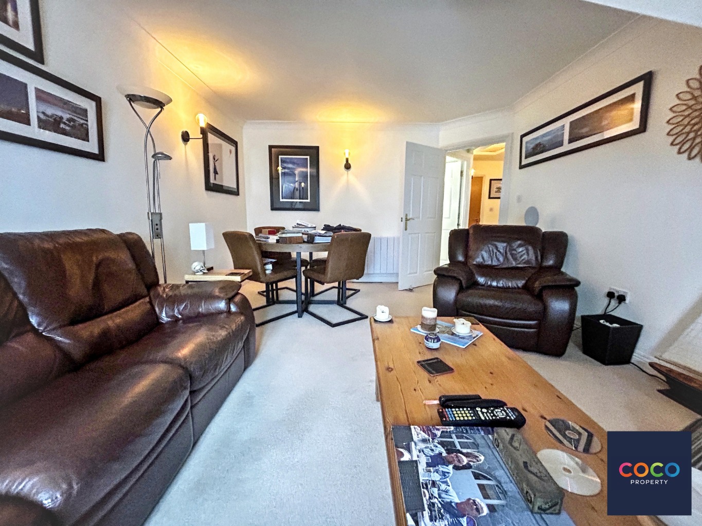 Stunning 2 Bed Apartment with Harbour Views & Beach Access in Dorset Property image 4