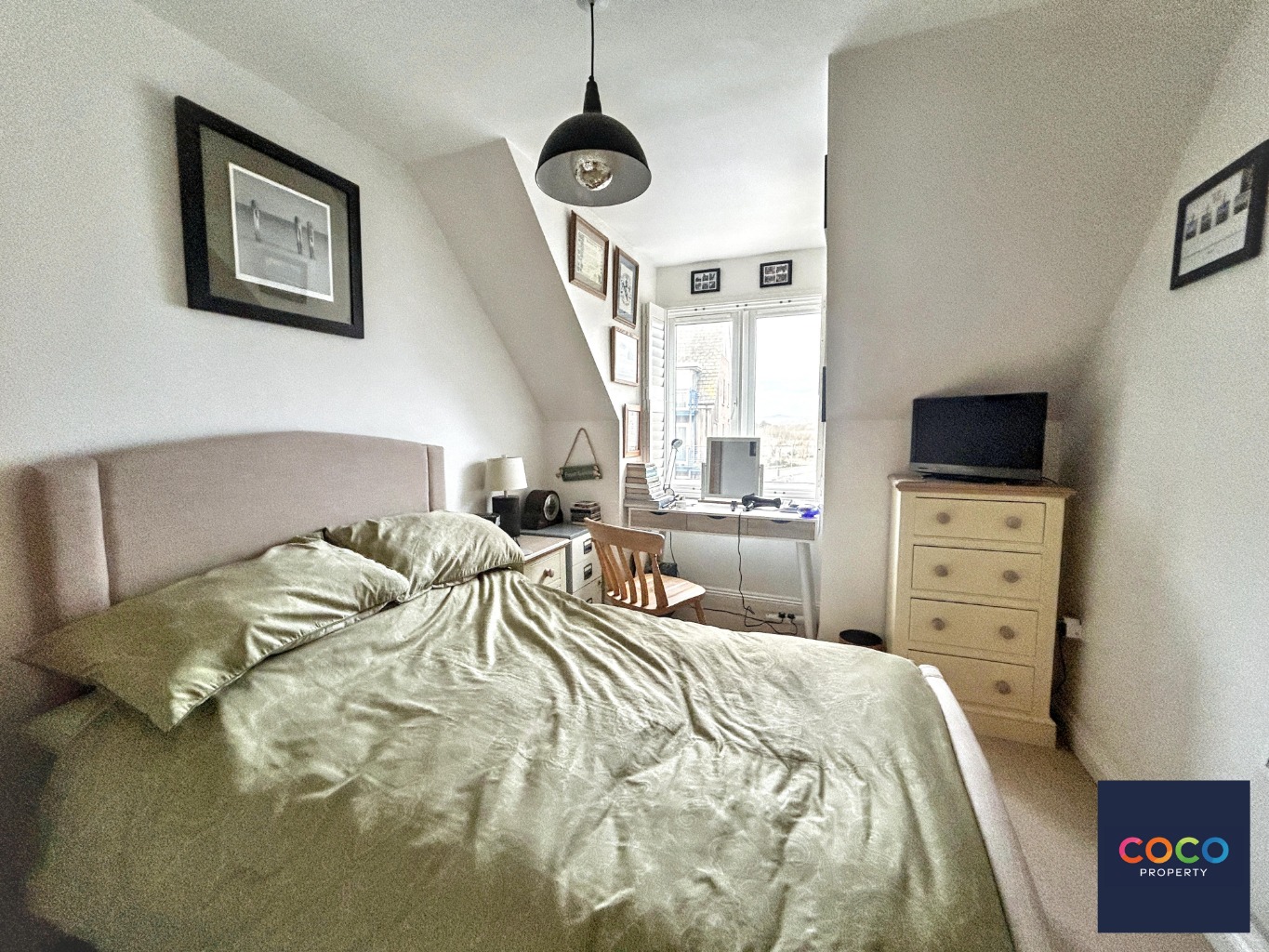 Stunning 2 Bed Apartment with Harbour Views & Beach Access in Dorset Property image 7
