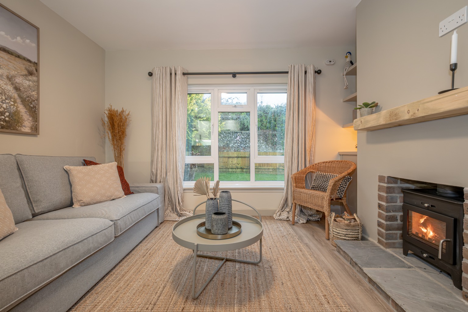 High Spec 2-Bed Bungalow in Desirable Winfrith Newburgh, Available Now Property image 5