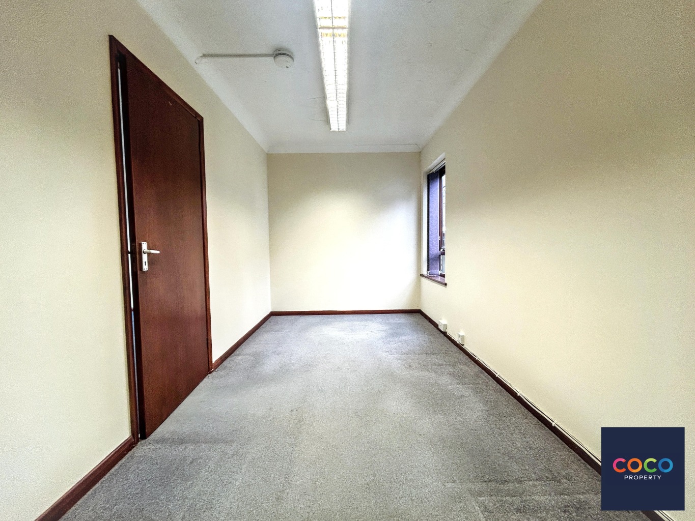 Prime Commercial Opportunity in Central Dorchester, Guide Price £130,000 Property image 9