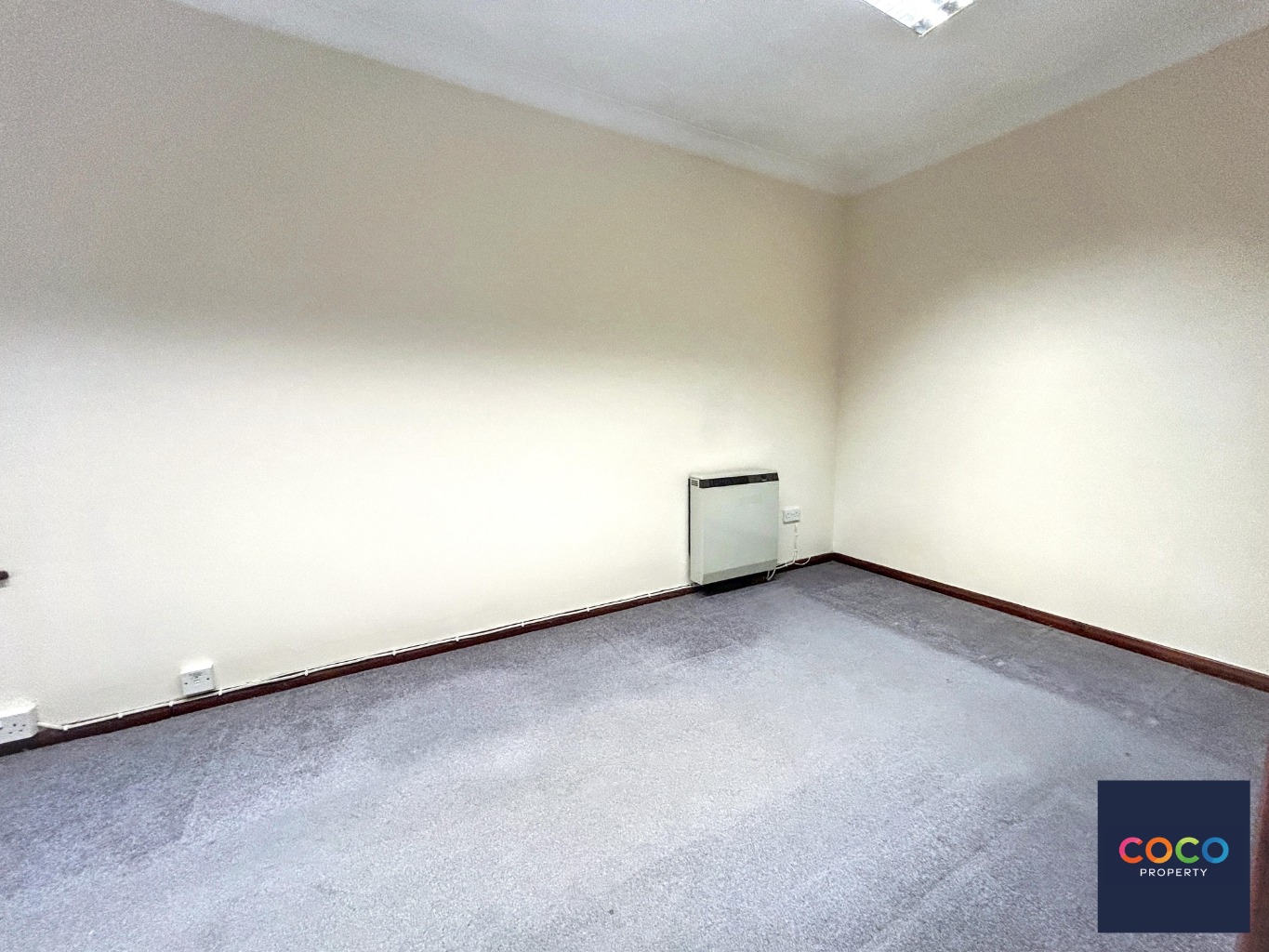 Prime Commercial Opportunity in Central Dorchester, Guide Price £130,000 Property image 7