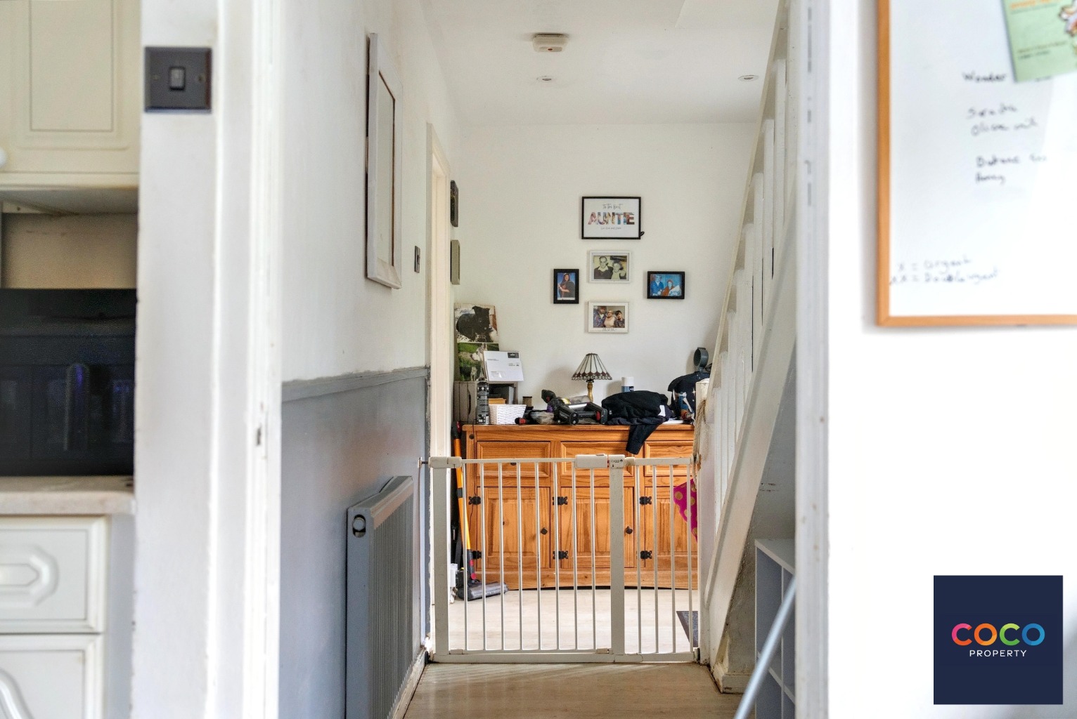 Three Bedroom Portland House. Property image 9