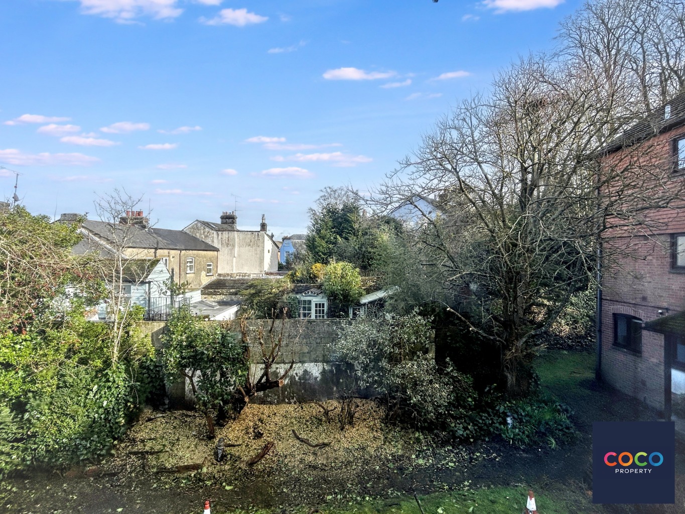 Modern One Bedroom Apartment with Parking in Central Dorchester Property image 9