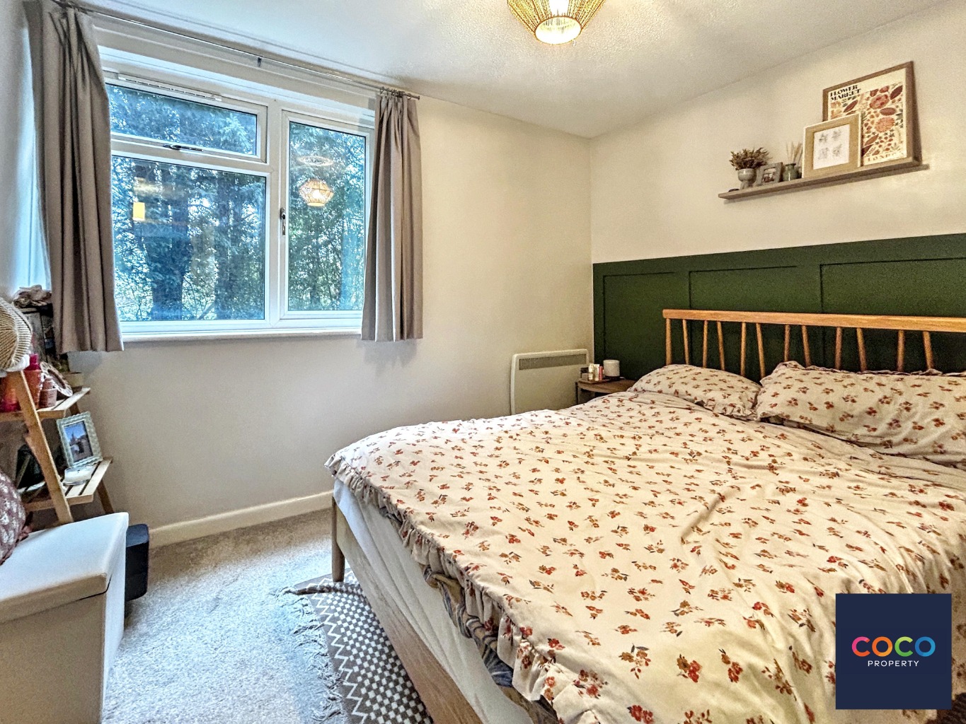 Charming 2 Bed Ground Floor Apartment with Garage & Garden in Dorchester Property image 7