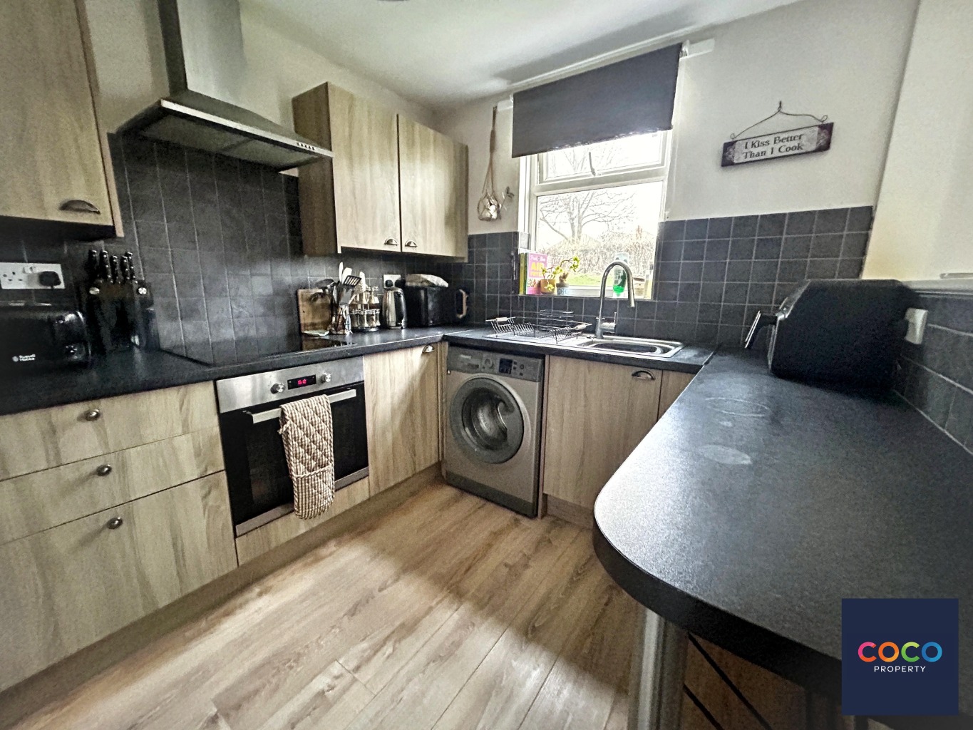 Charming 2 Bed Ground Floor Apartment with Garage & Garden in Dorchester Property image 13