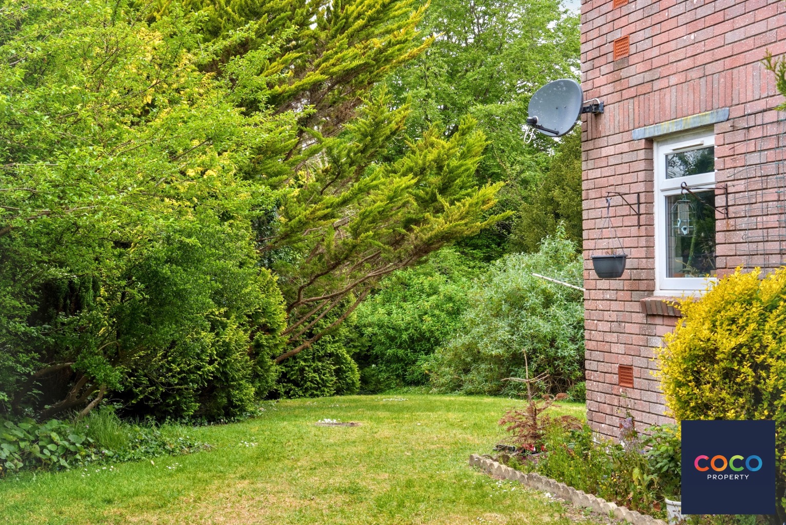 Charming 2 Bed Ground Floor Apartment with Garage & Garden in Dorchester Property image 15