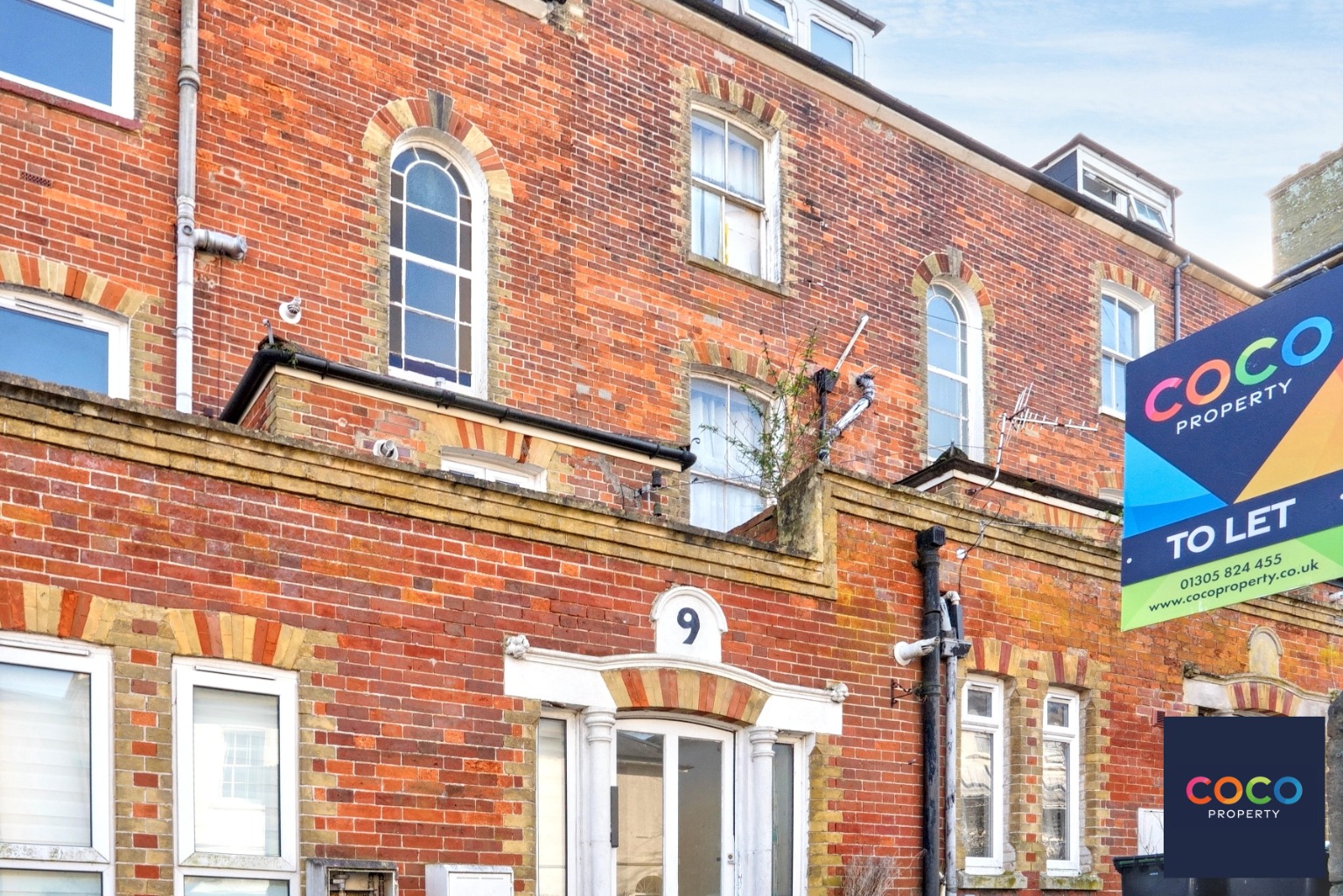 Charming Top Floor Flat with Weymouth Views, One Bedroom, Unfurnished Property image 1