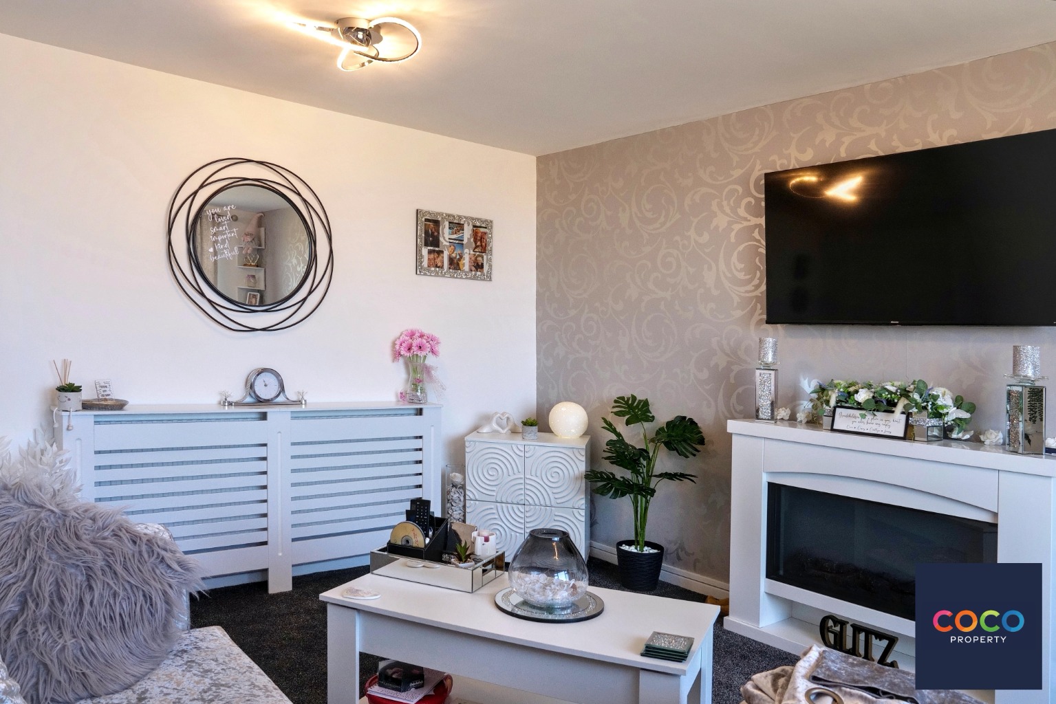 Stunning two Bed Apartment with Panoramic Sea Views, Portland Property image 2