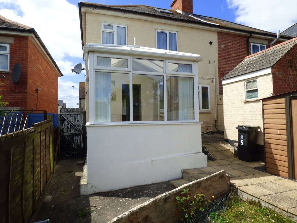3-Bed End of Terrace House with Parking & Conservatory, Weymouth Property image 8