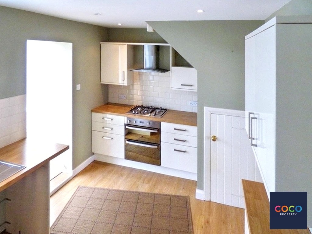 3-Bed End of Terrace House with Parking & Conservatory, Weymouth Property image 2