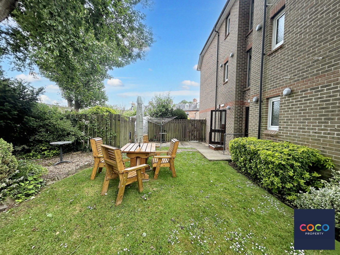 Charming 1-Bed Retirement Apartment, Dorset Town Centre, Over 60s Property image 3