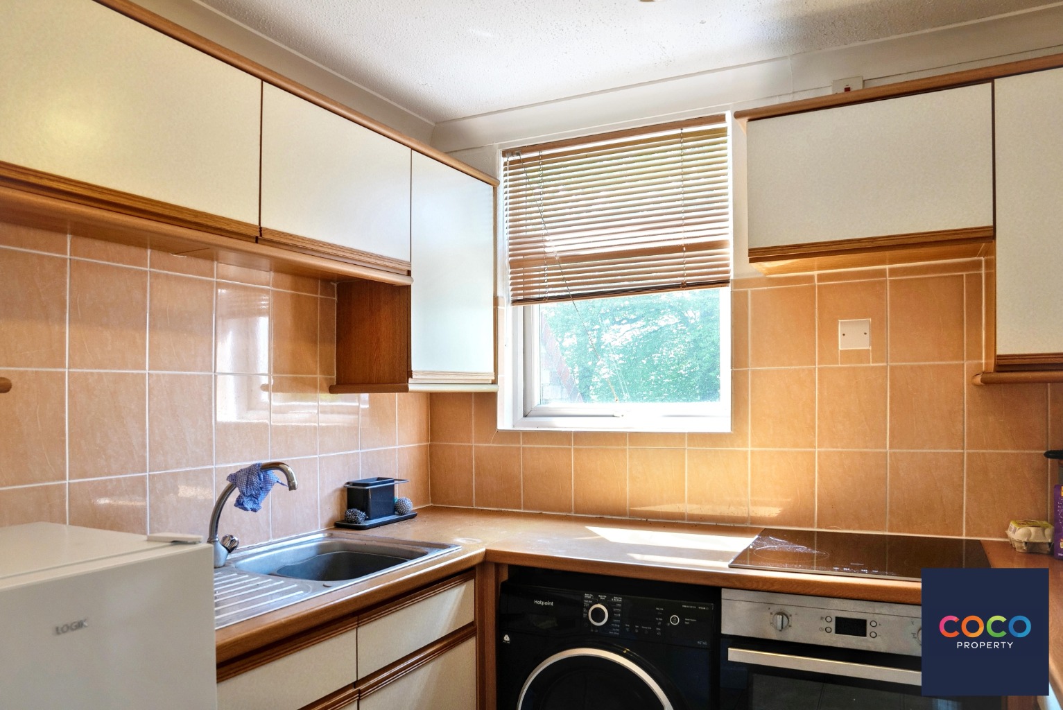Charming Studio Suite with Balcony in Central Dorchester Property image 5