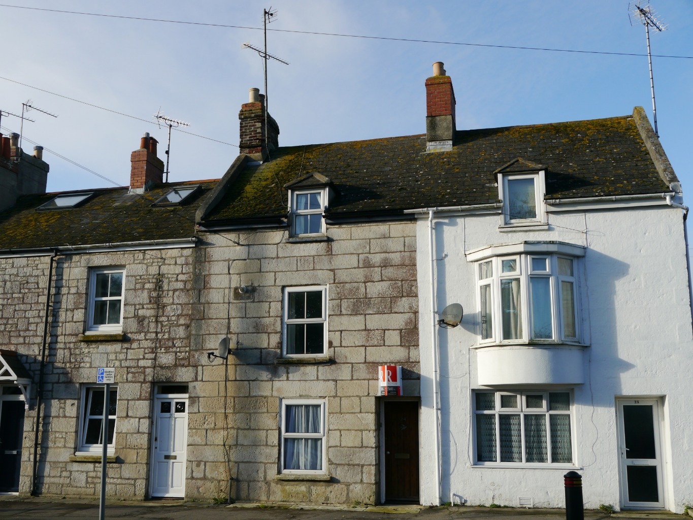 Two Bed House with Courtyard Garden in Easton Square, Portland Property image 1