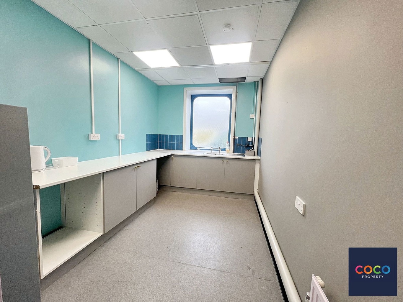 Modern Self-Contained Workspace in Victoria Park, Portland Property image 2