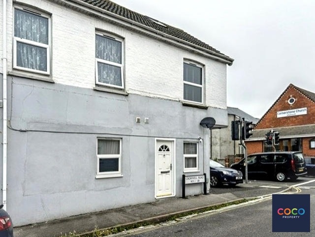 Two Bedroom Flat, Close to Weymouth Town & Seafront Property image 2