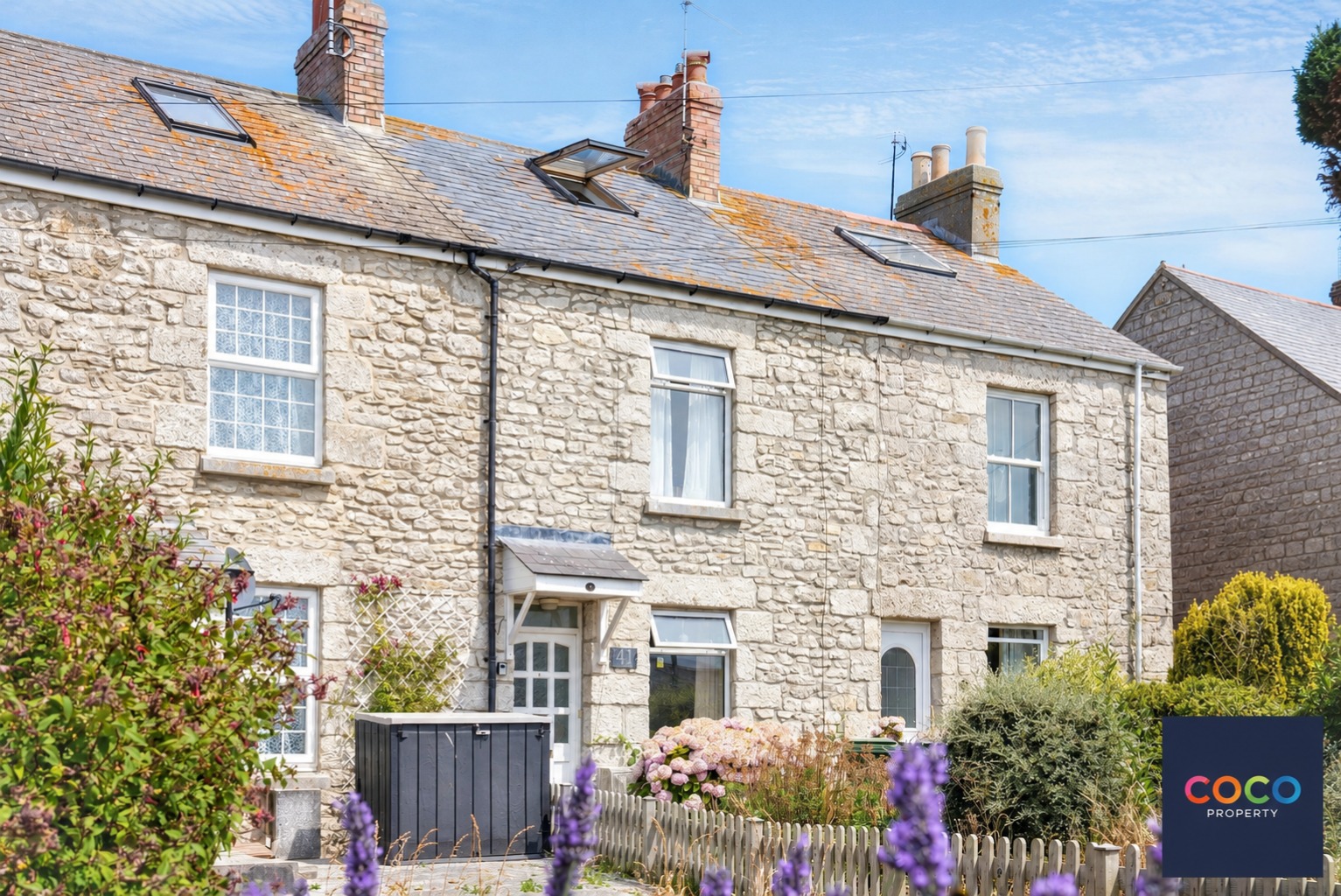 Spacious 3-Bed Terraced Home in Portland: Coastal Living, No Chain