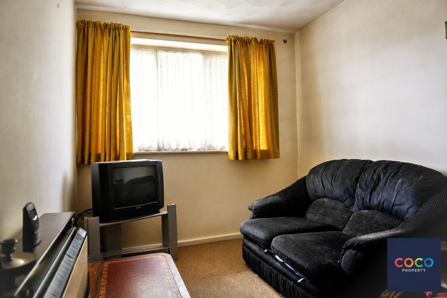 Excellent Opportunity: One Bedroom Flat with Parking in Dorchester Property image 4
