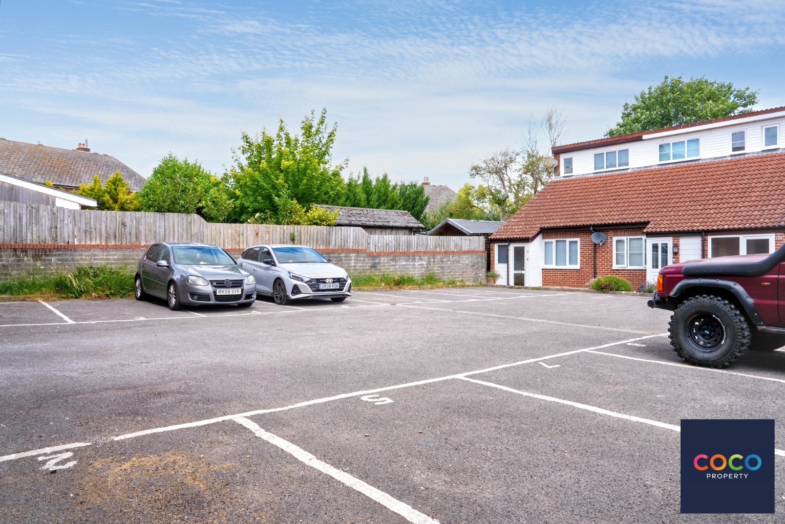 Excellent Opportunity: One Bedroom Flat with Parking in Dorchester Property image 2