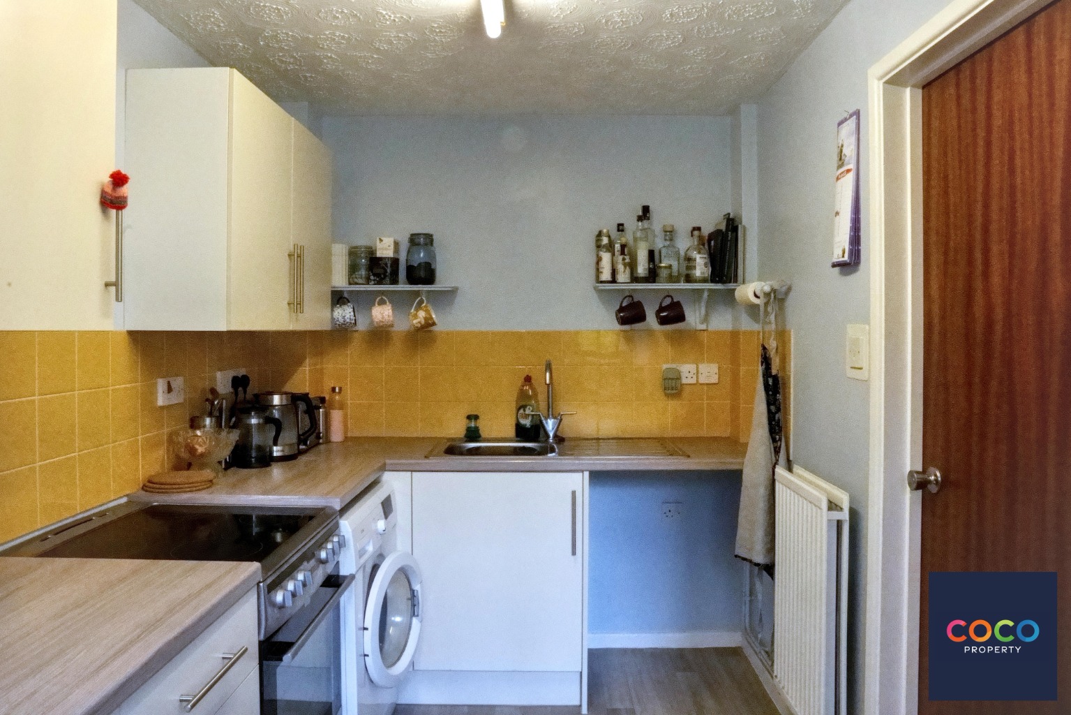 Charming one Bed End Terrace House with Parking in Central Dorchester Property image 6