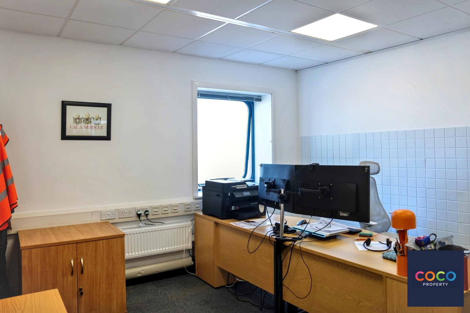 Modern Self-Contained Workspace in Victoria Park, Portland Property image 2
