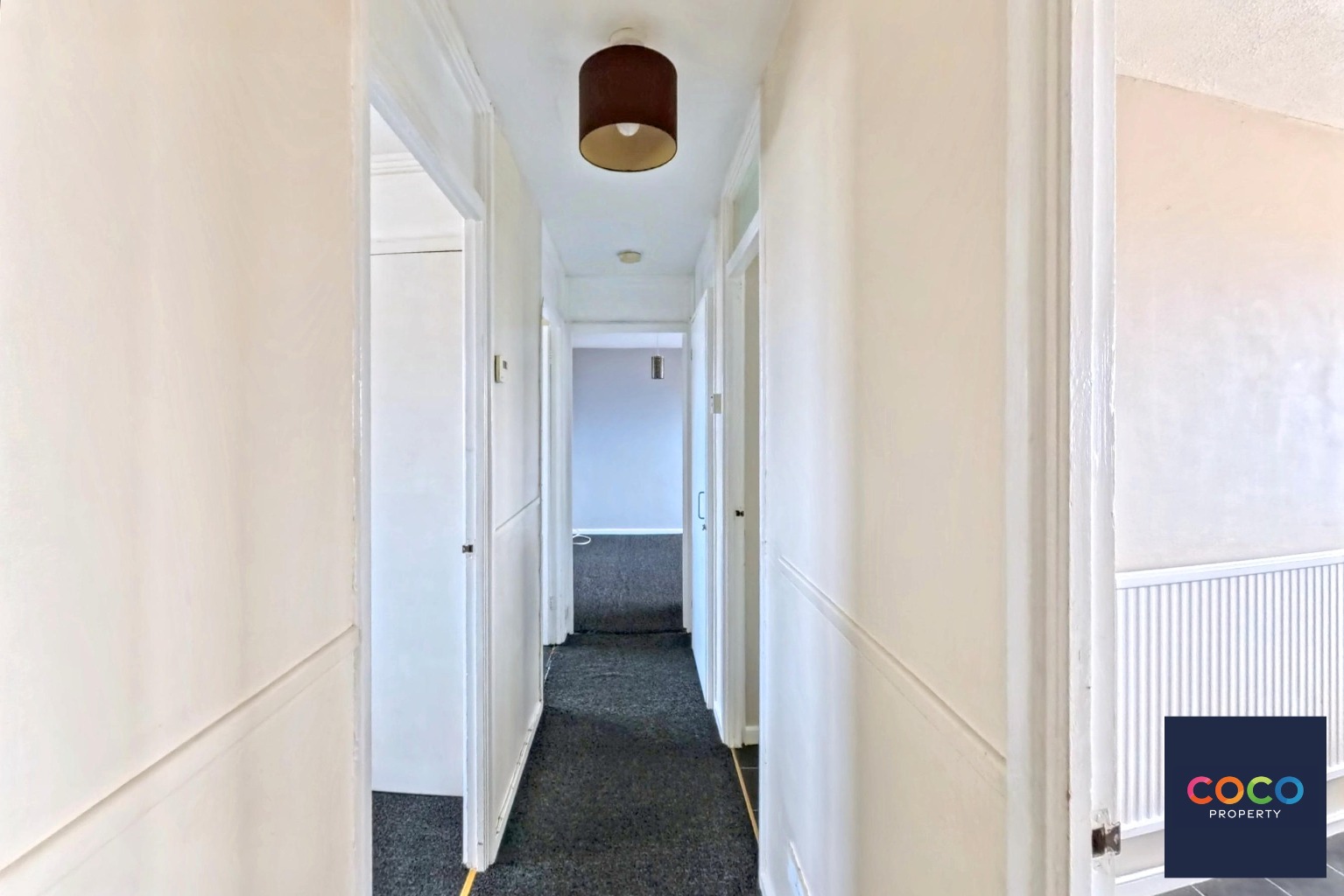 Coastal Charm: Two-Bedroom Apartment with Sea Views, Portland Property image 6