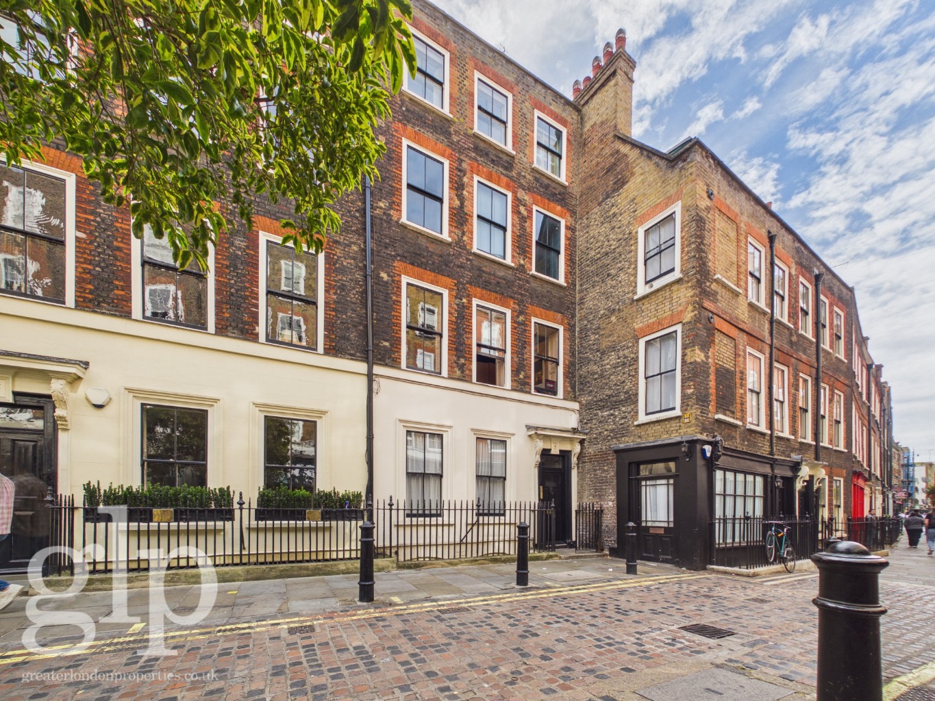 Characterful Top-Floor One-Bedroom Soho Apartment with Private Terrace & Period Features