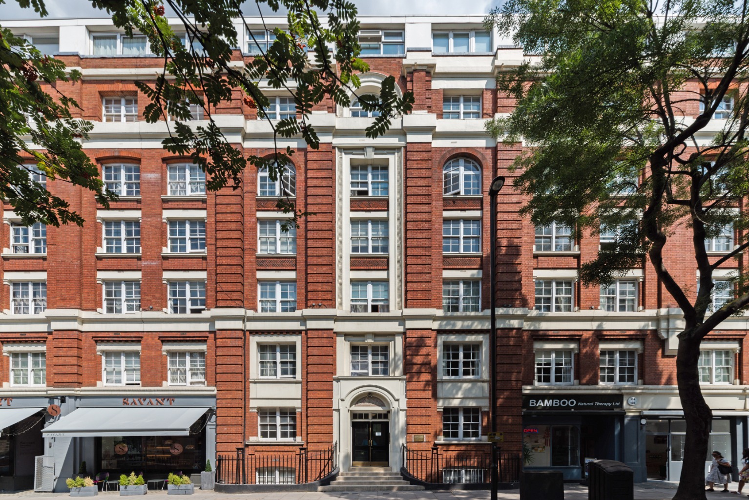 A beautifully refurbished two bedroom apartment located in the heart of Bloomsbury