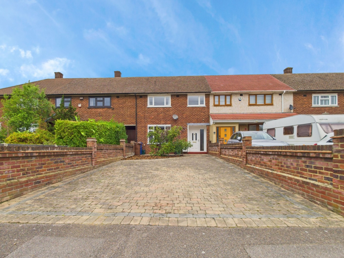 Charming Three-Bedroom Terraced House in South Ockendon Cul-de-Sac