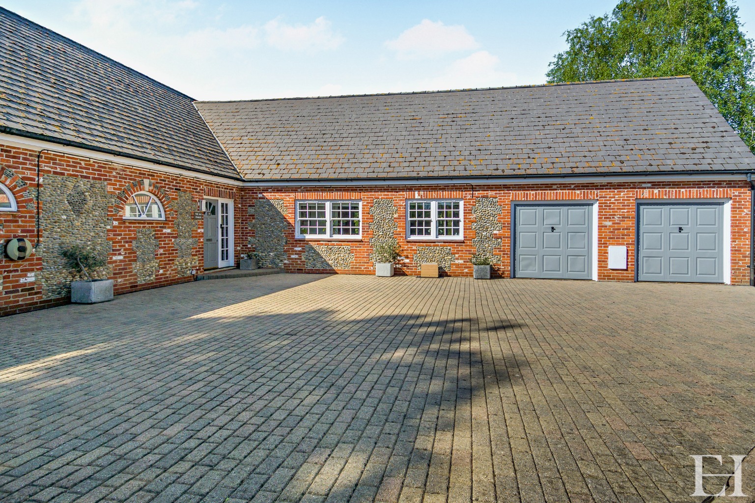 Wonderful Detached Conversion Close To Alton Water And Approaching 4000 Sq. ft of Accommodation Wonderful Detached Conversion Close To Alton Water And Approaching 4000 Sq. ft of Accommodation
