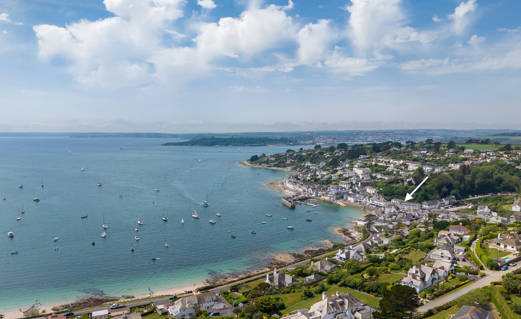 Stunning Apartment with Harbour Views in Exclusive St Mawes