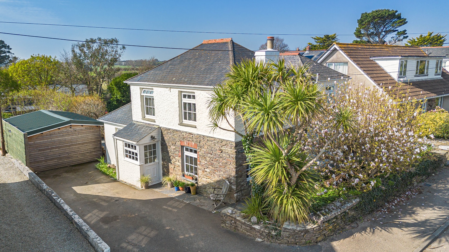 A beautifully remodelled four bedroom detached character cottage with west-facing gardens in Gerrans
