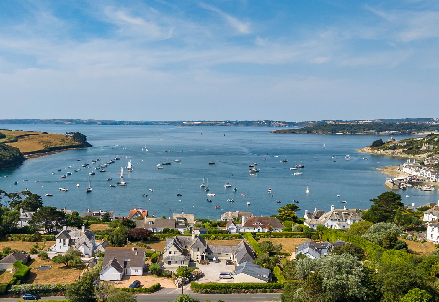 An Impressive Single-Level Coastal Residence with Excellent Garaging and Access to Pedn Moran