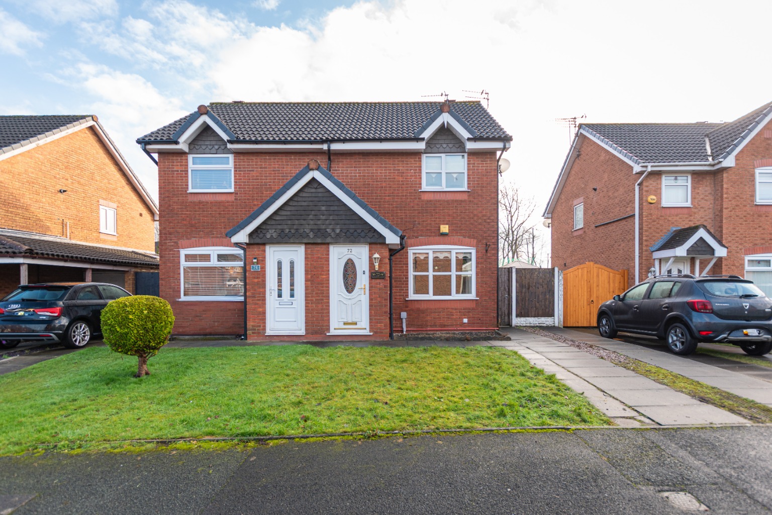 Offers Over £130,000: Charming 2-Bed Semi-Detached Home in Liverpool