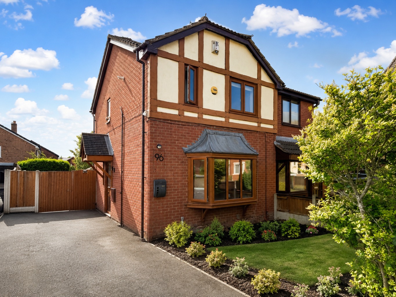 Offers Over £190,000: Charming 3-Bed House in St. Helens Cul-de-Sac
