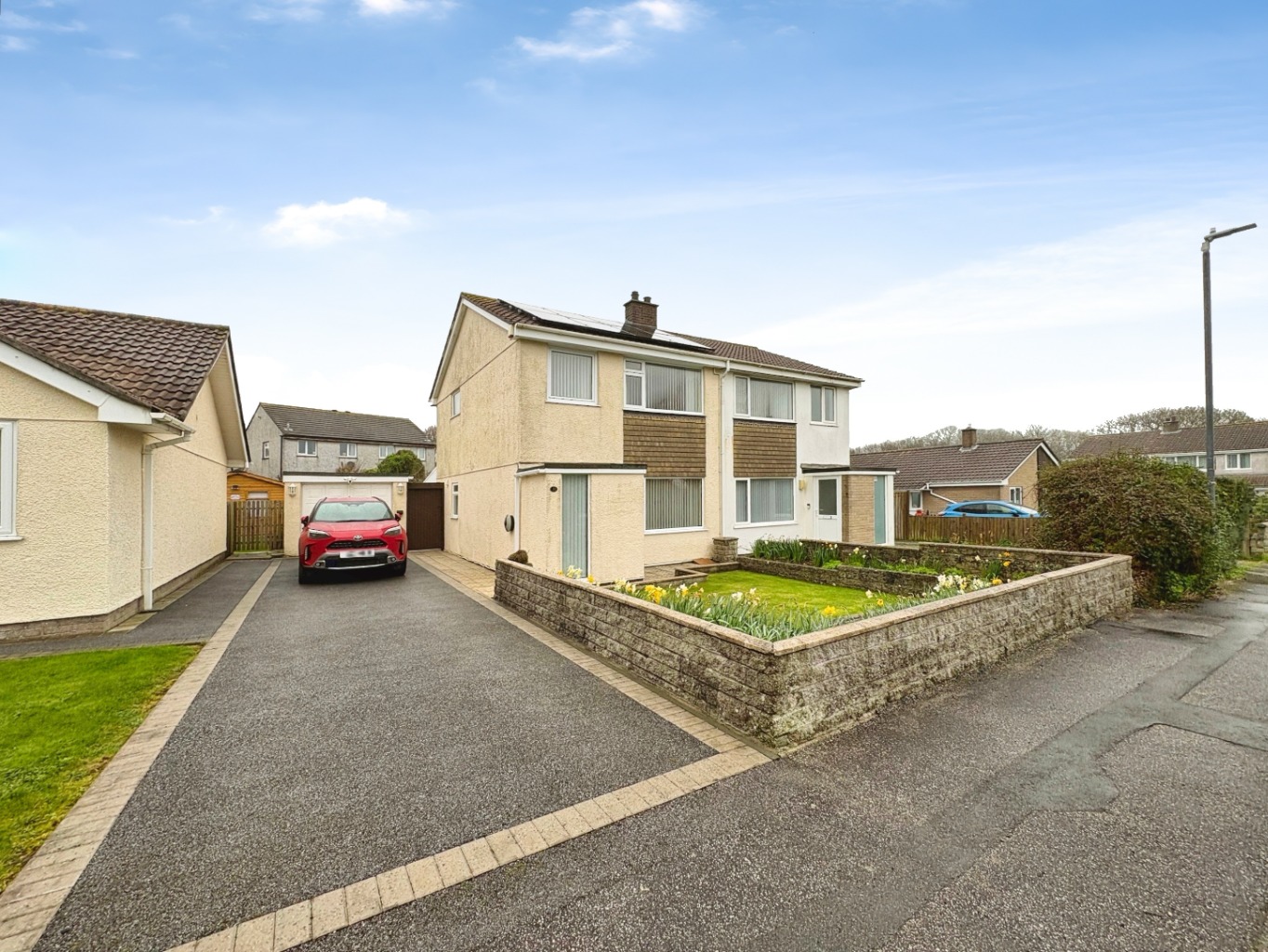 Helston, Well presented home ideal for families