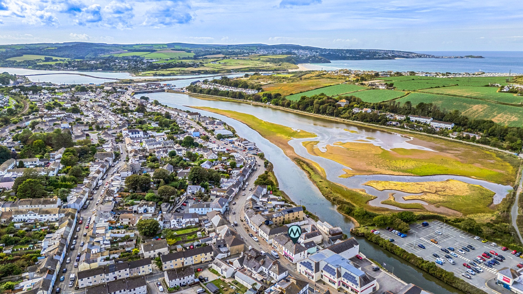Hayle, Two bed maisonette in central location